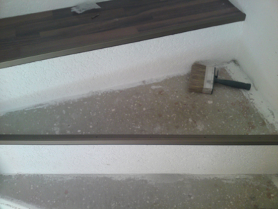 Treppe mit Laminat belegen