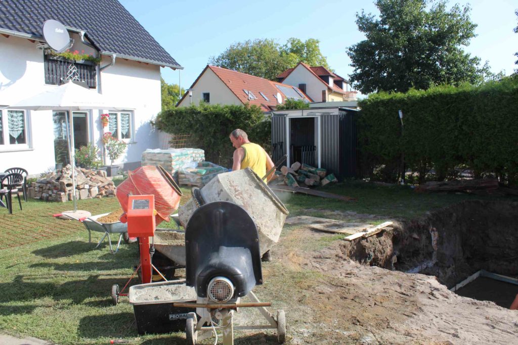 Bodenplatte Pool betonieren